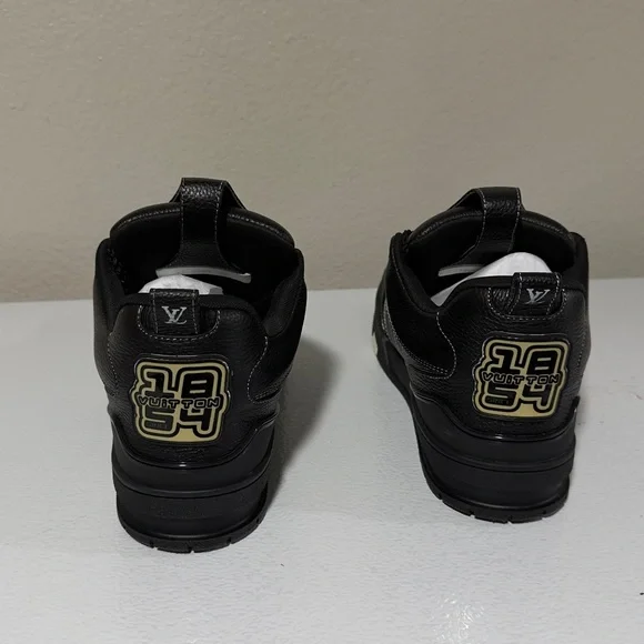 Louis Vuitton Black Sneakers with White Stitching - Picture 4 of 7